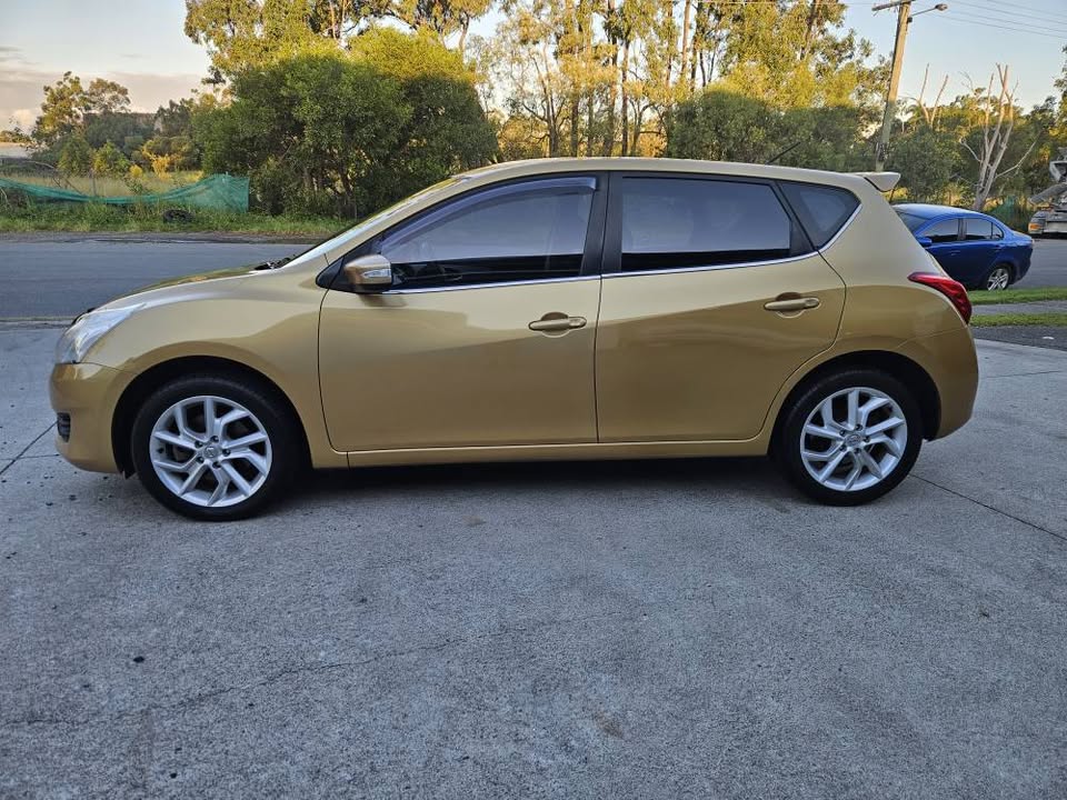 2013 Nisssan Pulsar STS turbo6.jpg